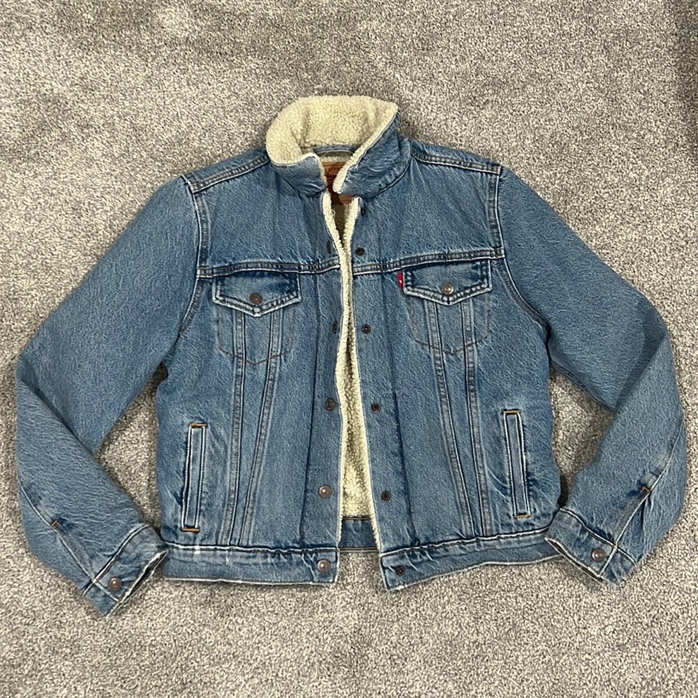 Levi’s | Sherpa-lined Jean Jacket
